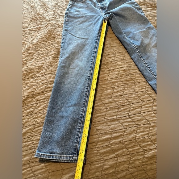 LEVI’S WEDGIE STRAIGHT FIT WOMEN'S JEANS. BUTTON FLY - Picture 5 of 9